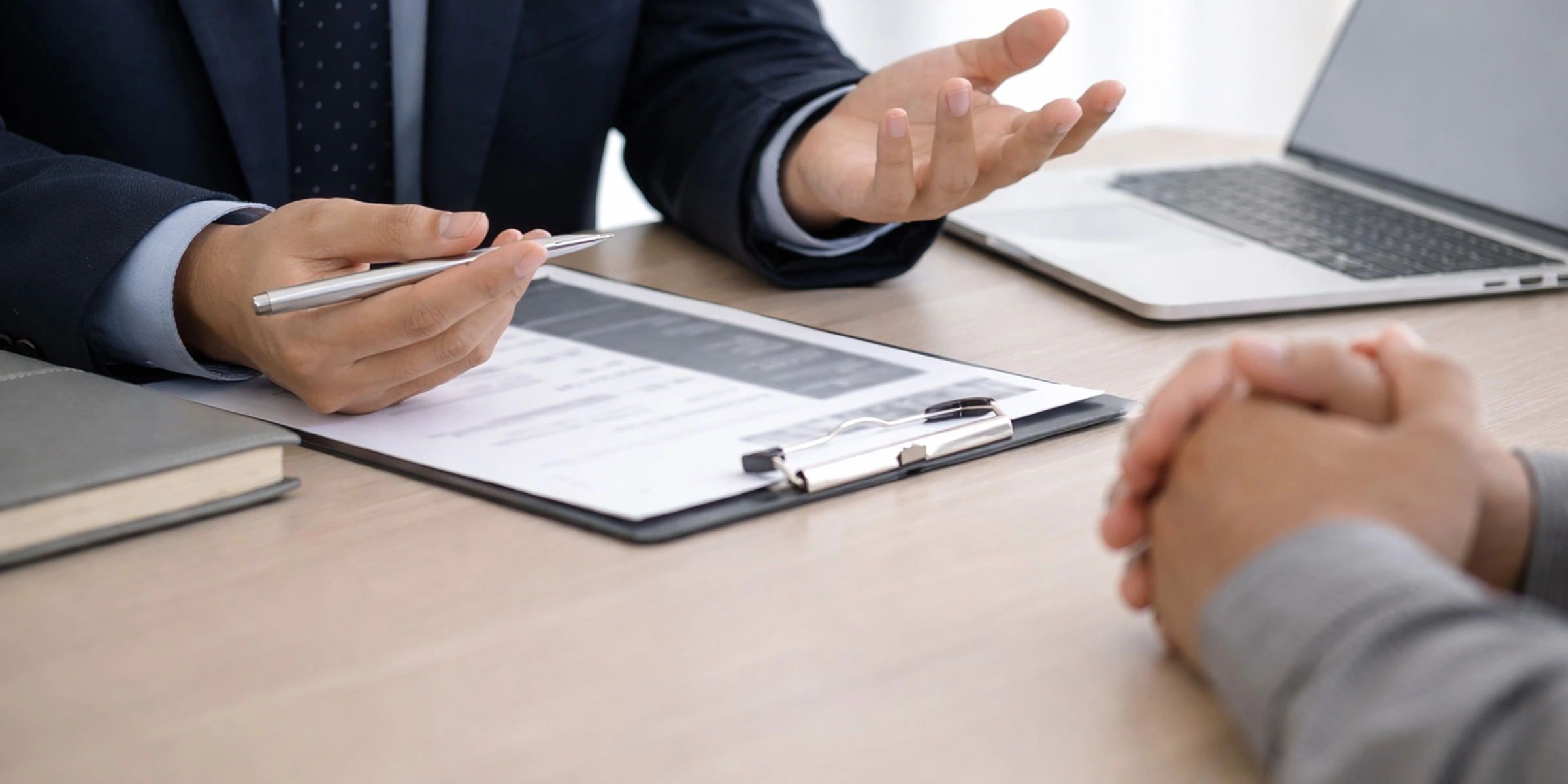 Welche Fragen sollten vor einer internationalen Überführung geklärt werden?